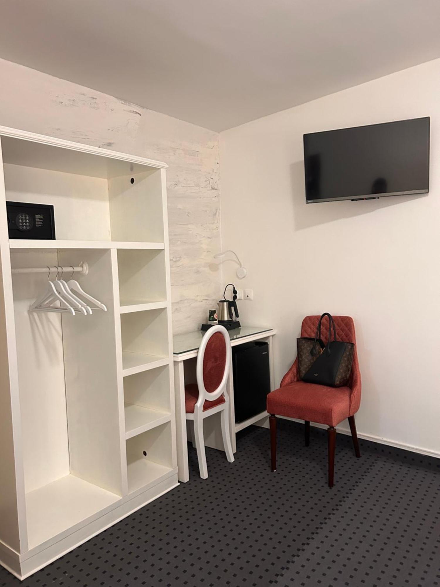Hotel Grand Paris Villejuif Zewnętrze zdjęcie